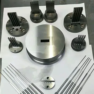 How Can Thermal Expansion Be Controlled in Precision Molds for Powder Molding Equipment
