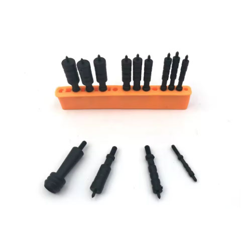 Why are nylon slotted jags preferred for precision rifle barrels over metal cleaning tools
