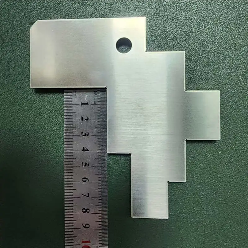How Does a Metal Wire Clip Automotive Fixing Buckle Compare to Plastic Fasteners